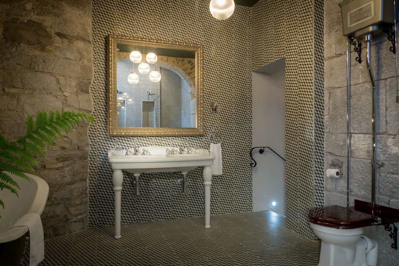 Отель Oriel House Hotel Корк-38